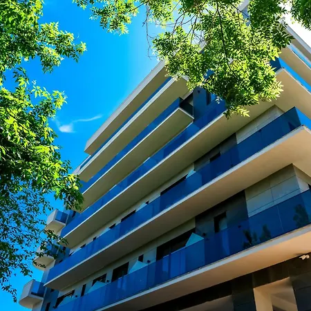 Panoramic Hotel Mamaja