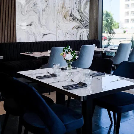 Panoramic Hotel Mamaja