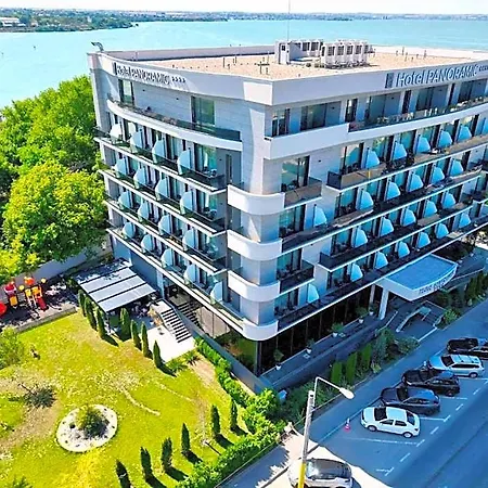 Panoramic Mamaia